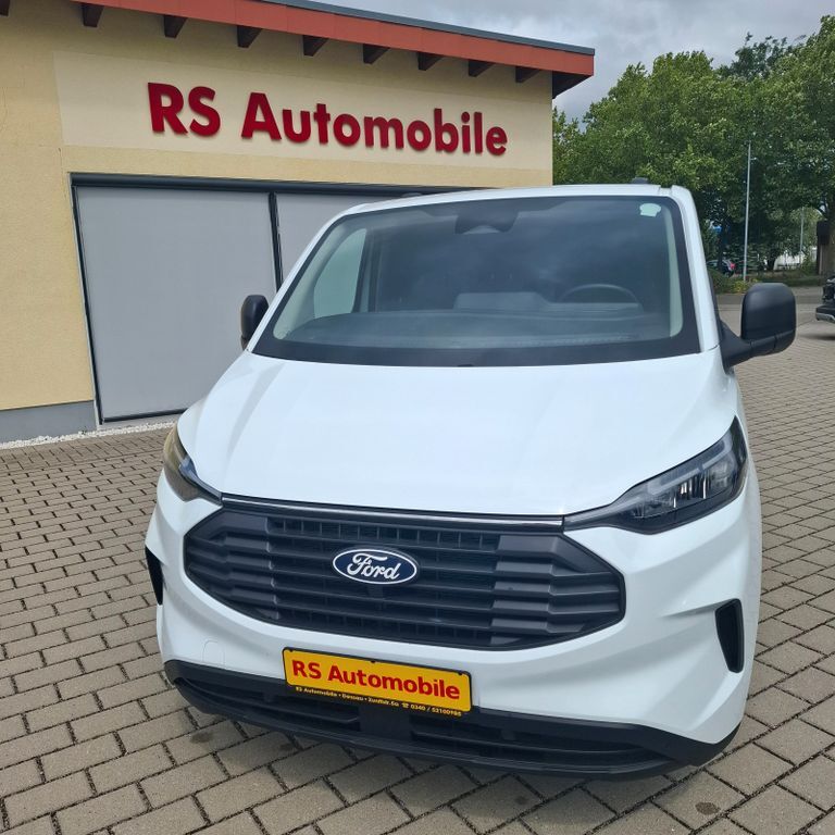 Ford Transit Custom 37.000 km 27.990 € Dessau 06847