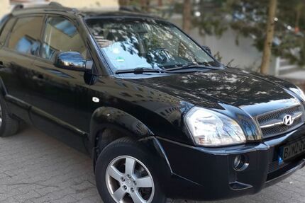 Hyundai TUCSON 239.000 km 4.300 &euro; Berlin 13589
