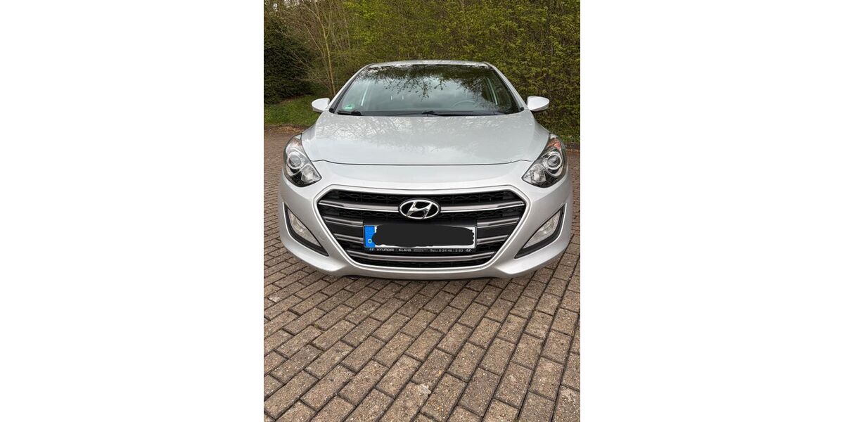 Hyundai i30 108.000 km 8.350 &euro; Kall 53925
