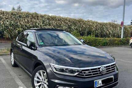 VW Passat 76.500 km 22.990 &euro; Berlin 12685