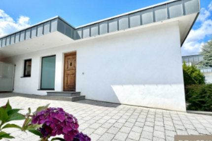 Haus zum Kaufen in Frechen-Königsdorf 950.000 € 205.4 m² 6 zimmer