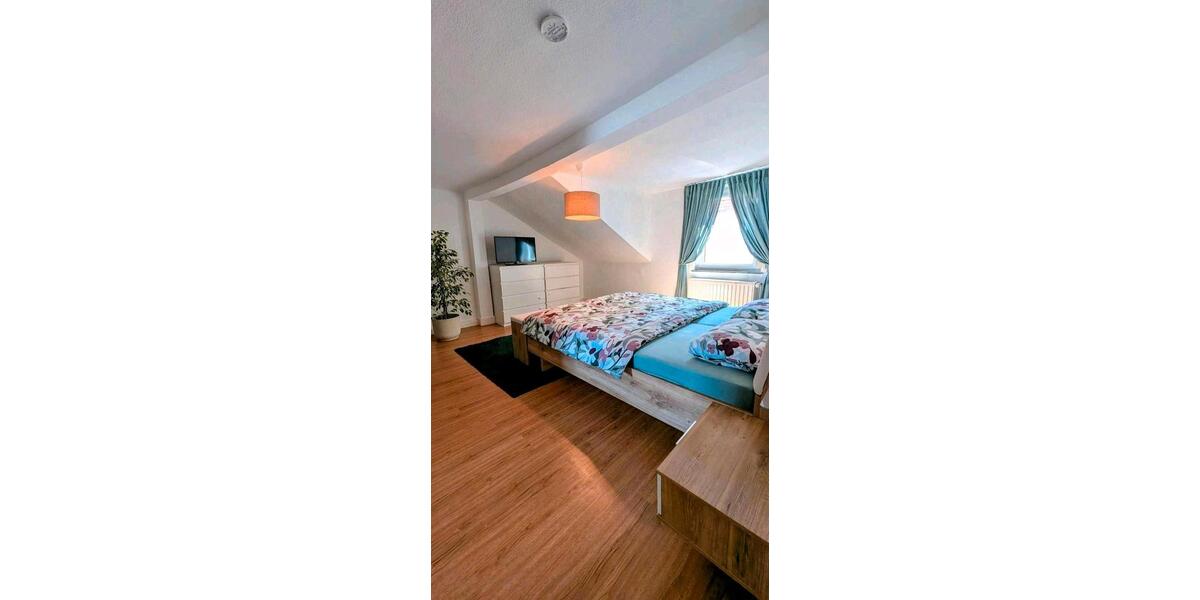 Einfamilienhaus Bad Arolsen - 8 Zimmer, 200 m&sup2;, 295.000&euro; | Angebot:26564167