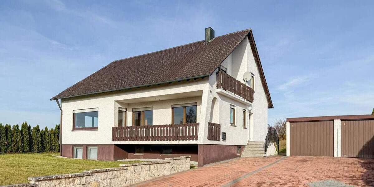 Freistehendes gepflegtes Einfamilienhaus in Ortsrandlage mit großem Grundstück 5 zimmer