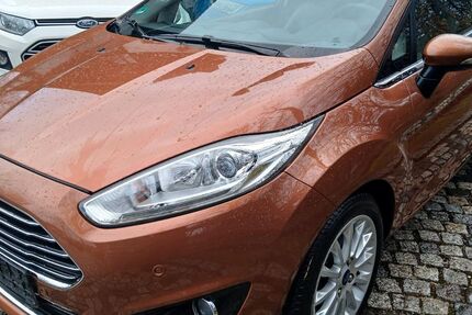 Ford Fiesta 172.000 km 3.999 &euro; Regensburg-Bernhardswald 93170