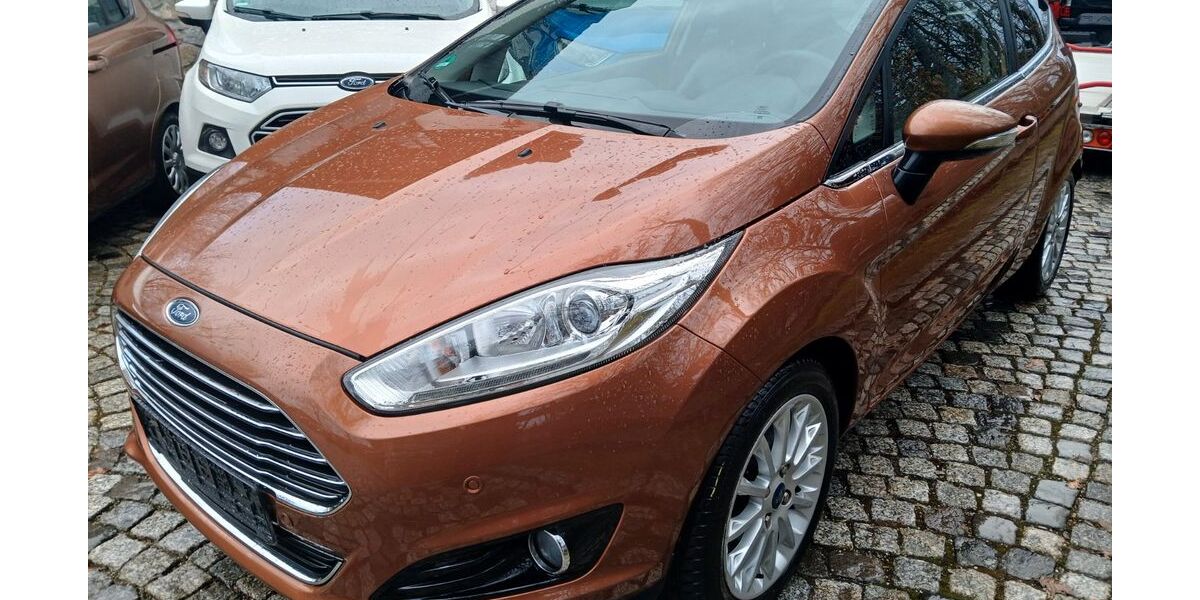 Ford Fiesta 172.000 km 3.999 &euro; Regensburg-Bernhardswald 93170