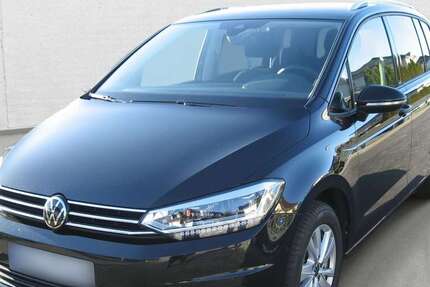 VW Touran 11.500 km 29.900 &euro; München 82031