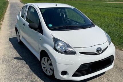 Toyota Aygo (X) 50.000 km 3.500 &euro; Günzburg 89312