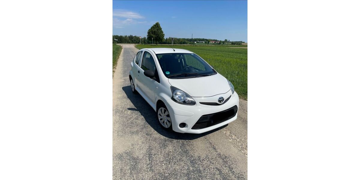 Toyota Aygo (X) 50.000 km 3.500 &euro; Günzburg 89312