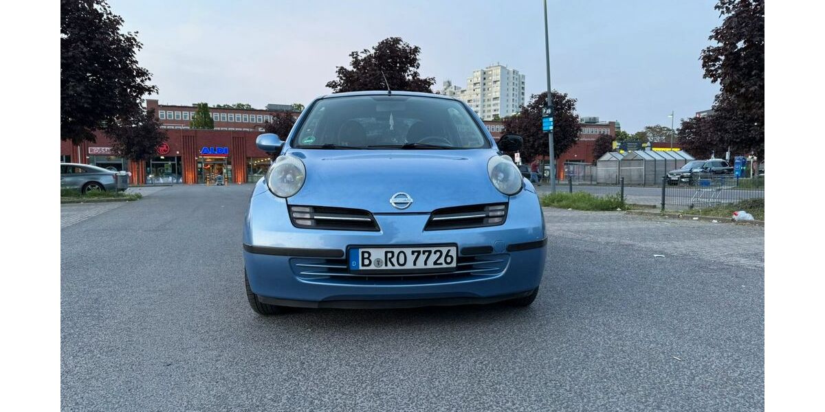 Nissan Micra 221.108 km 1.190 &euro; Berlin 12051
