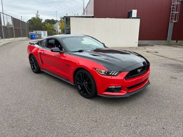 Ford Mustang 68.500 km 34.900 &euro; Gersthofen 86368