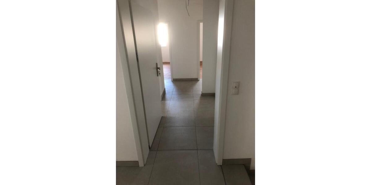 Erdgeschoßwohnung Stockelsdorf - 3 Zimmer, 105 m&sup2;, 1.680&euro; | Angebot:25942304