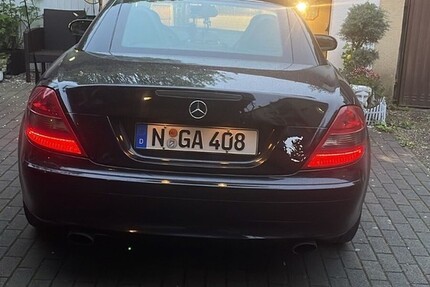 Mercedes-Benz SLK 200 111.150 km 8.999 € Nürnberg 90403