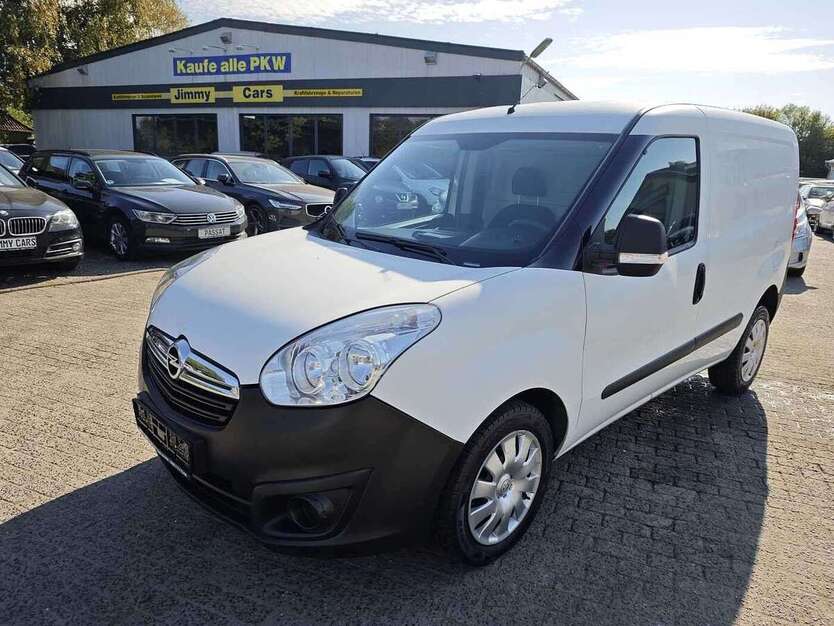 Opel Combo 189.000 km 5.799 € Kiel 24145