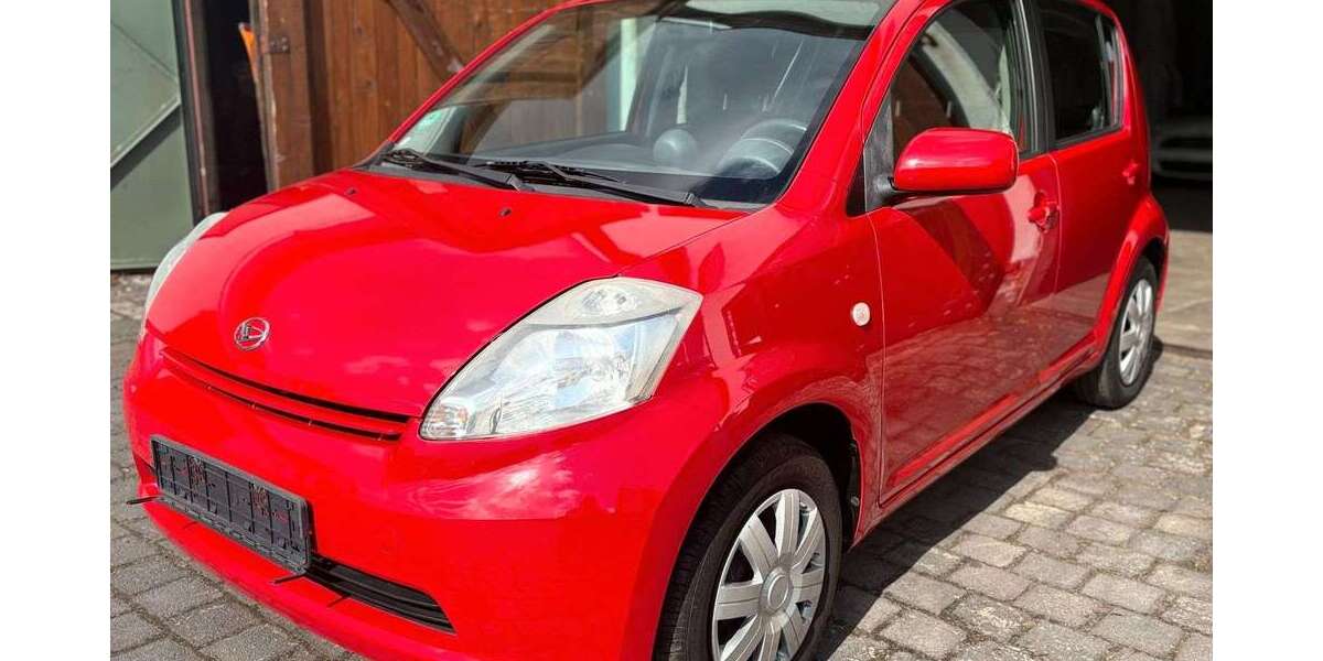 Daihatsu Sirion 84.500 km 4.999 &euro; Torgau 04860