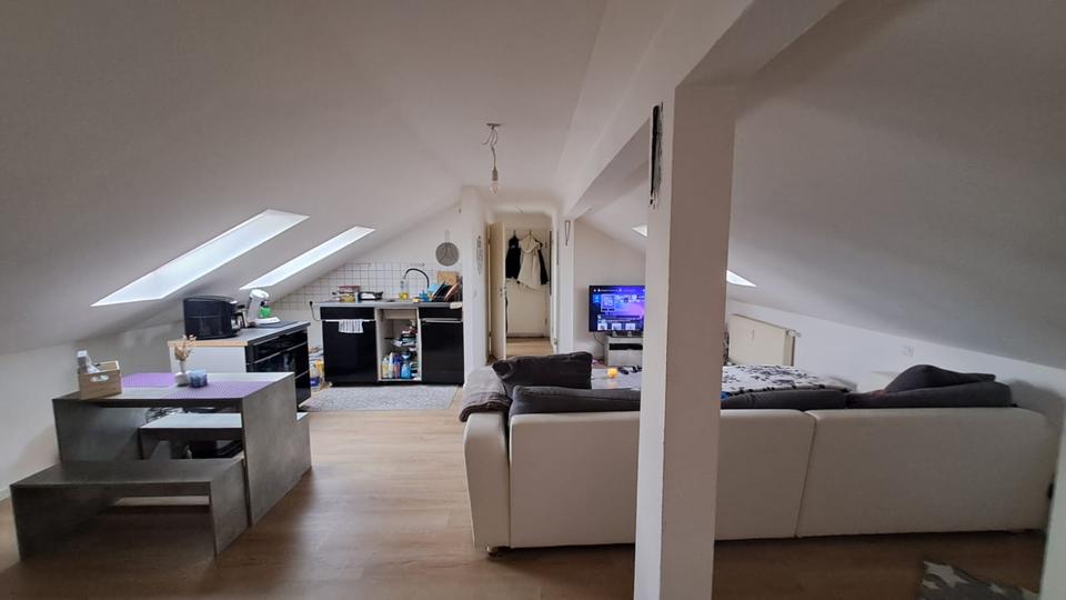 Dachgeschoßwohnung Rastatt - 2 Zimmer, 60 m&sup2;, 690&euro; | Angebot:26014526