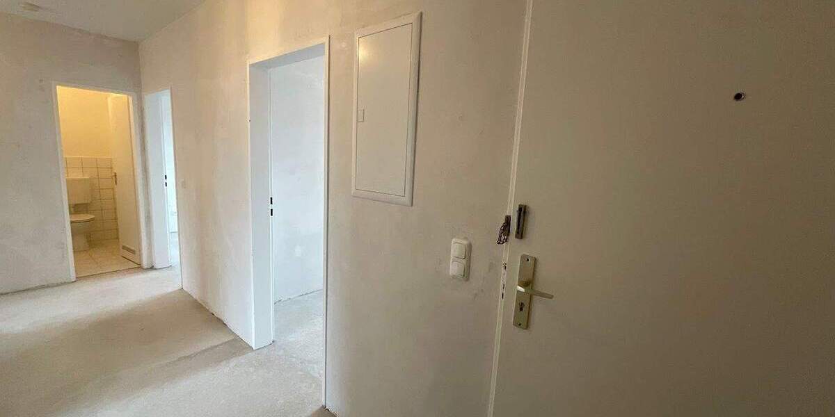 Etagenwohnung Wuppertal Cronenberg - 3 Zimmer, 71 m&sup2;, 645&euro; | Angebot:24867151