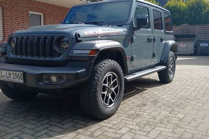 Jeep Wrangler 16.000 km 53.999 &euro; Geeste 49744