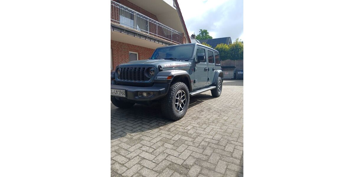 Jeep Wrangler 16.000 km 53.999 &euro; Geeste 49744