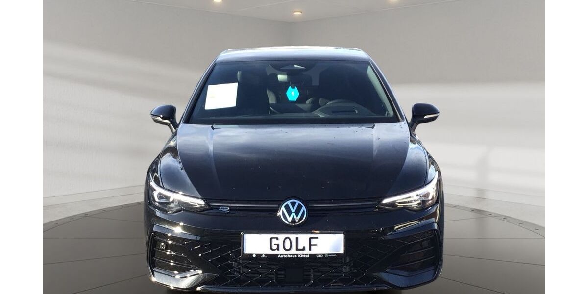 VW Golf 1.500 km 42.900 &euro; Weißenfels 06667