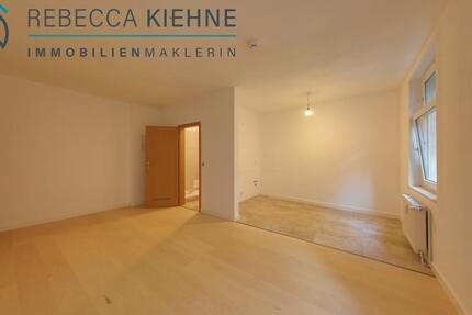 Wohnung Halle (Saale) Am Wasserturm/Thaerviertel - 1 Zimmer, 30 m&sup2;, 400&euro; | Angebot:25442019