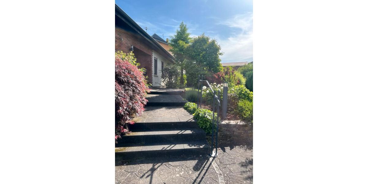 Bungalow Wadern - 6 Zimmer, 180 m&sup2;, 349.000&euro; | Angebot:26785294