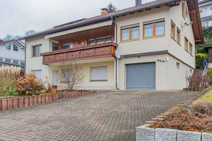 Haus Wutöschingen - 9 Zimmer, 177 m&sup2;, 490.000&euro; | Angebot:25211961