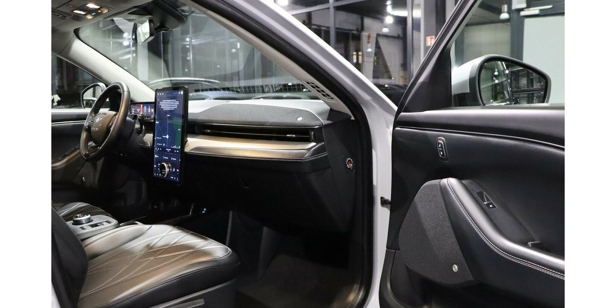 Ford Mustang Mach-E VIRTUAL+360°+NAVI+ / AHK 50.000 km 25.888 &euro; Hamm 59077