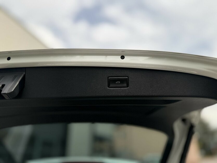 Seat Tarraco Xcellence/ 4Drive/ Kamera / 7Sitze / AHK 115.000 km 26.990 € Mönchengladbach 41066