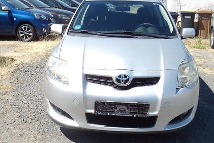 Toyota Auris 202.000 km 2.950 &euro; Erlensee 63526