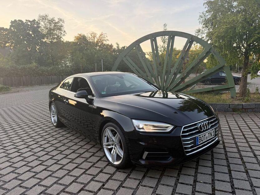 Audi A5 150.000 km 18.400 € Bottrop 46238