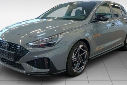 Hyundai i30 7.571 km 26.290 € Schiffweiler 66578