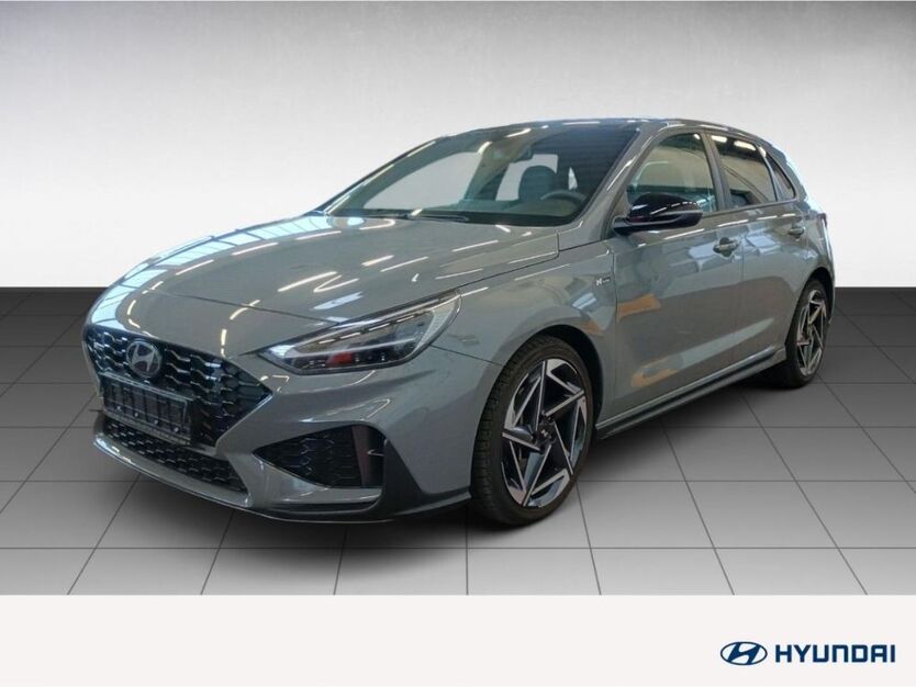 Hyundai i30 7.571 km 26.290 € Schiffweiler 66578