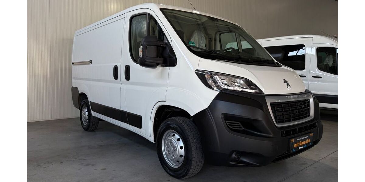 Peugeot Boxer 136.000 km 10.900 &euro; Essen 45327