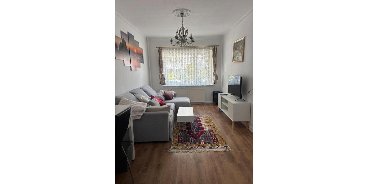 Erdgeschoßwohnung Hamburg Wandsbek - 2 Zimmer, 45 m&sup2;, 1.350&euro; | Angebot:26403076