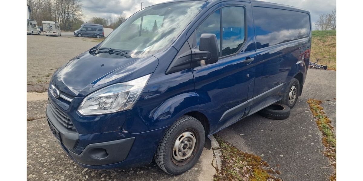 Ford Transit Custom 138.100 km 7.900 &euro; Walldürn 74731