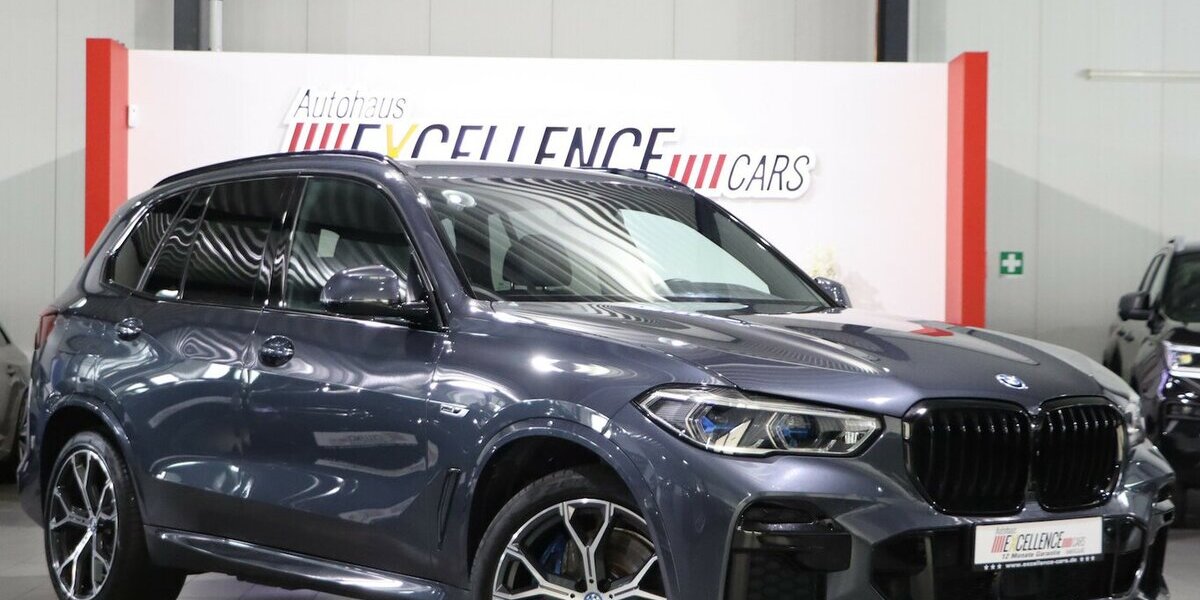 BMW X5 xDrive 45e M-SPORT SHADOW / LASER / 21-ZOLL 122.000 km 45.444 &euro; Hamm 59077