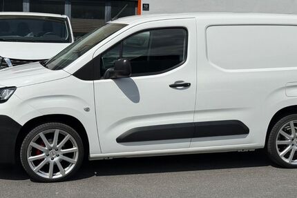Peugeot Partner 130.000 km 12.999 &euro; Frankfurt am Main 60314