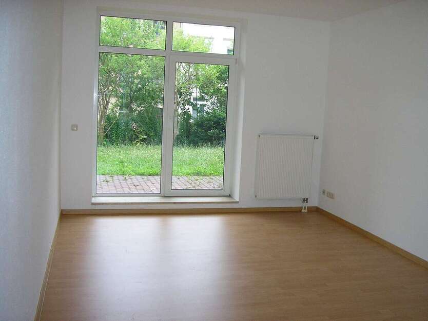 Wohnung zum Kaufen in Werdau 39.900 € 61.21 m² 2 zimmer