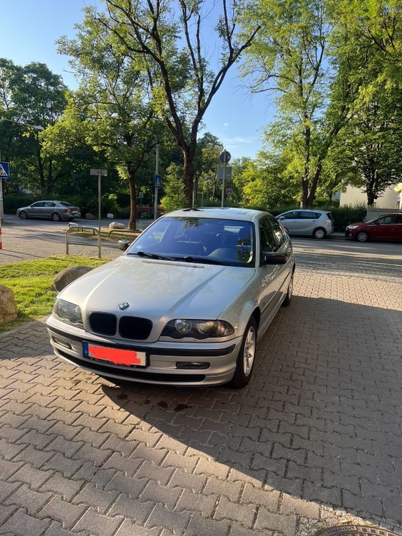 320