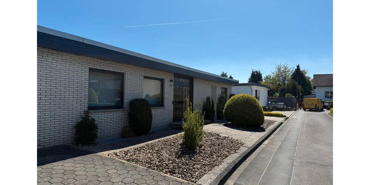 Bungalow Lage - 3 Zimmer, 150 m&sup2;, 1.600&euro; | Angebot:26295246