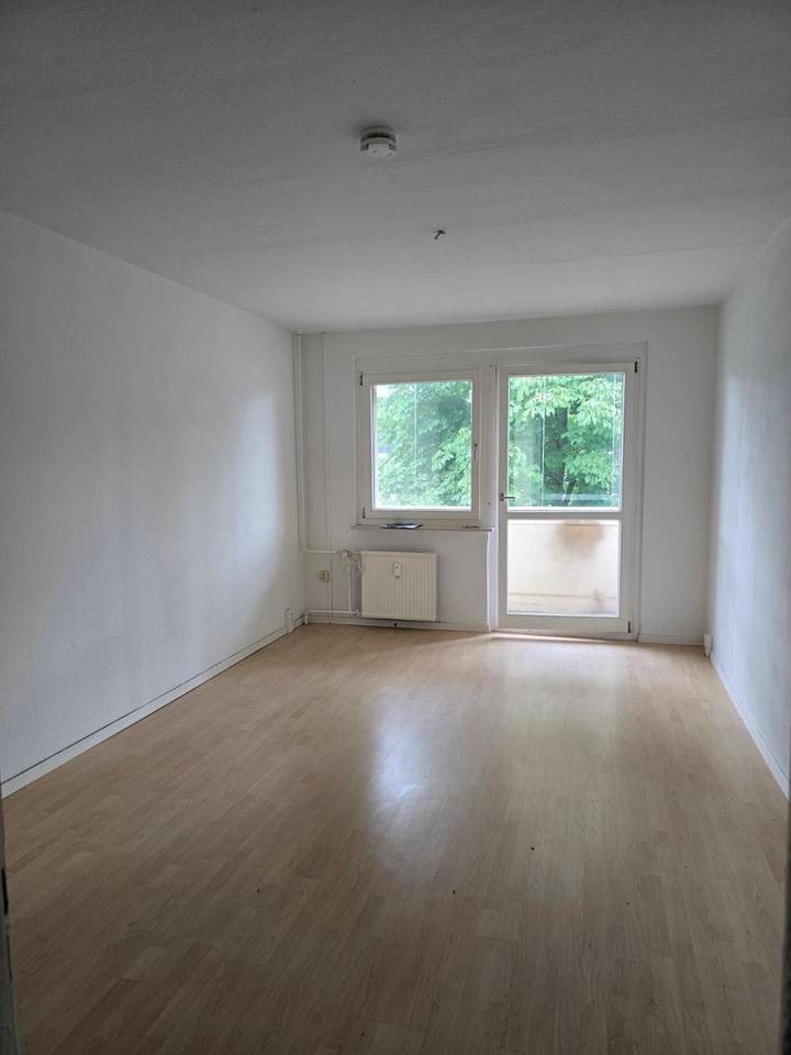 Klein, fein, mein... Singlewohnung mit Einbauküche und Balkon! zimmer