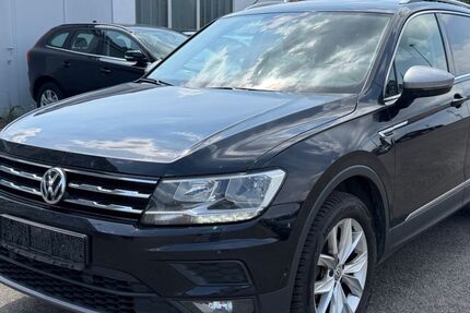 VW Tiguan Allspace 176.600 km 17.900 &euro; Hildrizhausen 71157