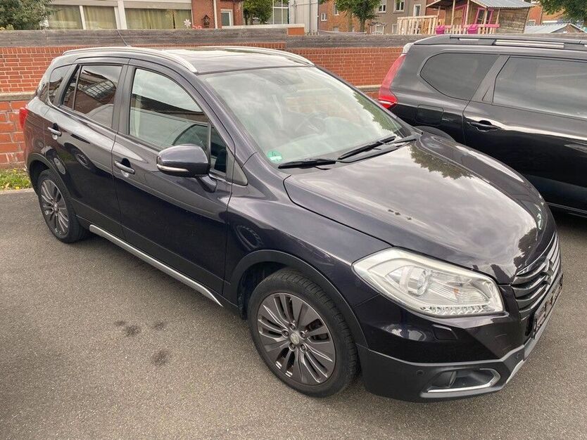 (SX4) S-Cross