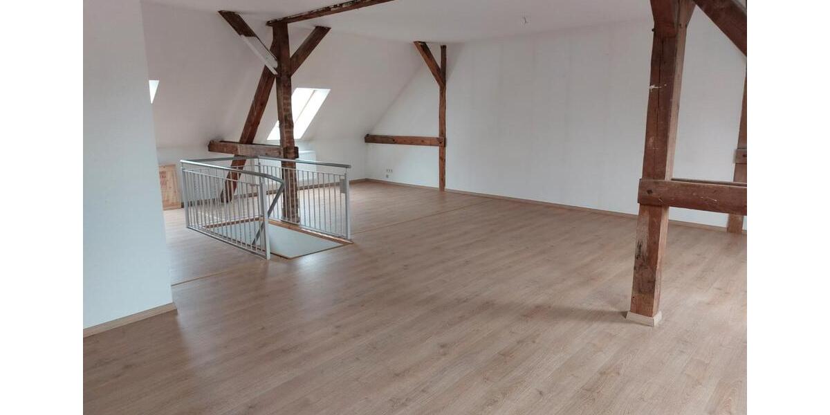Einfamilienhaus Löwenberger Land - 5 Zimmer, 270 m&sup2;, 2.400&euro; | Angebot:26673842