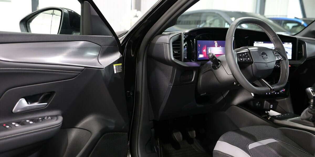 Opel Mokka 1.2 T GS-LINE SPORT TECH ALL-BLACK MATRIX 10.000 km 20.777 &euro; Hamm 59077