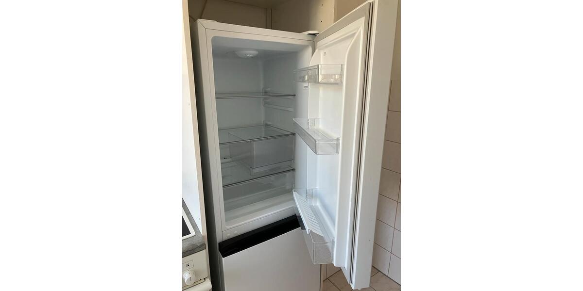 Etagenwohnung Greifswald - 1 Zimmer, 33 m&sup2;, 420&euro; | Angebot:26397987