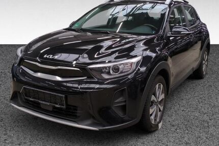 Kia Stonic 14.921 km 18.990 &euro; Bad Tabarz 99891