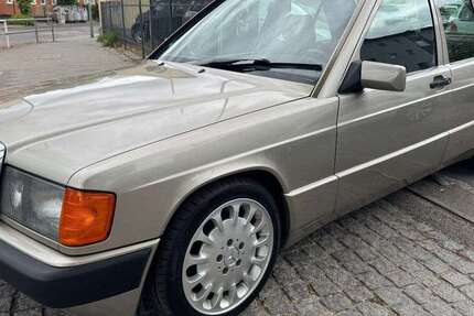 Mercedes-Benz 190 167.000 km 9.990 &euro; Berlin 12107