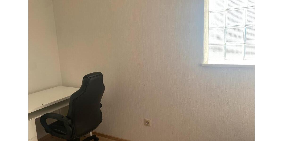Etagenwohnung Gengenbach - 5 Zimmer, 25 m&sup2;, 500&euro; | Angebot:25174532