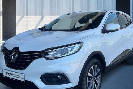 Renault Kadjar 64.382 km 15.290 € München 81827